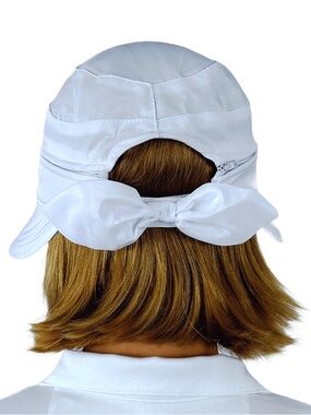 Great for golf , beach WOMEN'S ZIP OFF HAT-WHITE . NWT